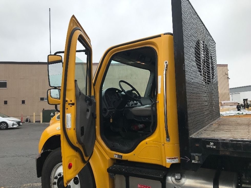 Flatbed Truck-Light and Medium Duty Trucks-Freightliner-2020-M2-National City-CA-111,208\n\t\tmiles-$ 59,000 - Image 14