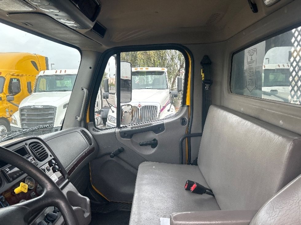 Flatbed Truck-Light and Medium Duty Trucks-Freightliner-2020-M2-North Las Vegas-NV-75,615\n\t\tmiles-$ 52,500 - Image 19