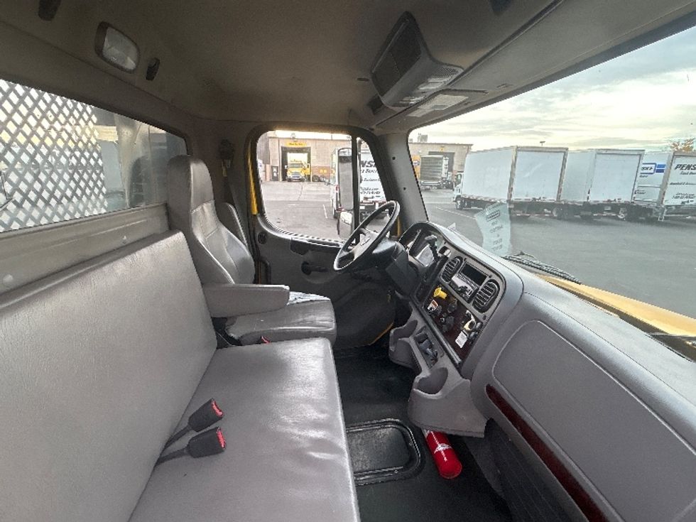 Flatbed Truck-Light and Medium Duty Trucks-Freightliner-2020-M2-North Las Vegas-NV-75,615\n\t\tmiles-$ 52,500 - Image 22