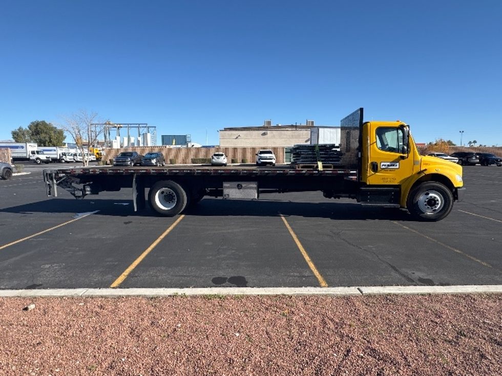 Flatbed Truck-Light and Medium Duty Trucks-Freightliner-2020-M2-North Las Vegas-NV-84,873\n\t\tmiles-$ 57,000 - Image 12