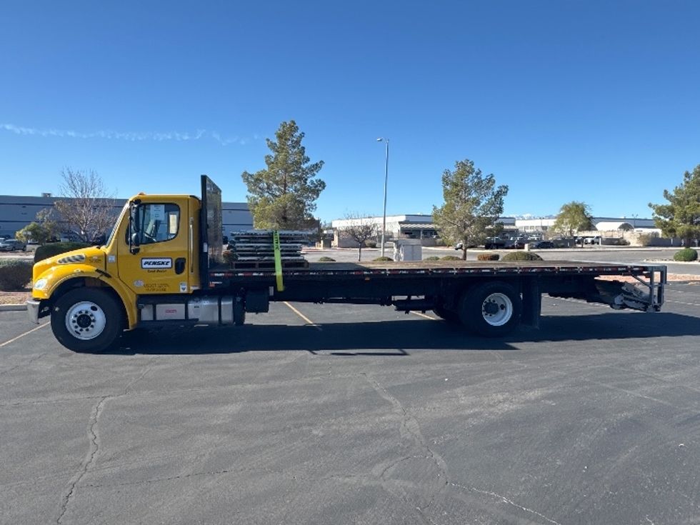 Flatbed Truck-Light and Medium Duty Trucks-Freightliner-2020-M2-North Las Vegas-NV-84,873\n\t\tmiles-$ 57,000 - Image 4