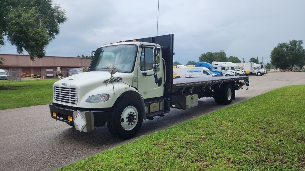 Flatbed Truck-Light and Medium Duty Trucks-Freightliner-2020-M2-Ocala-FL-37,597\n\t\tmiles-$ 70,500 - Image 3