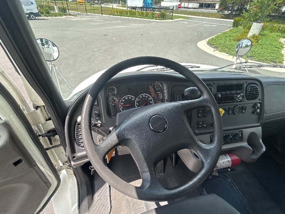 Flatbed Truck-Light and Medium Duty Trucks-Freightliner-2020-M2-Ocala-FL-60,055\n\t\tmiles-$ 64,750 - Image 15