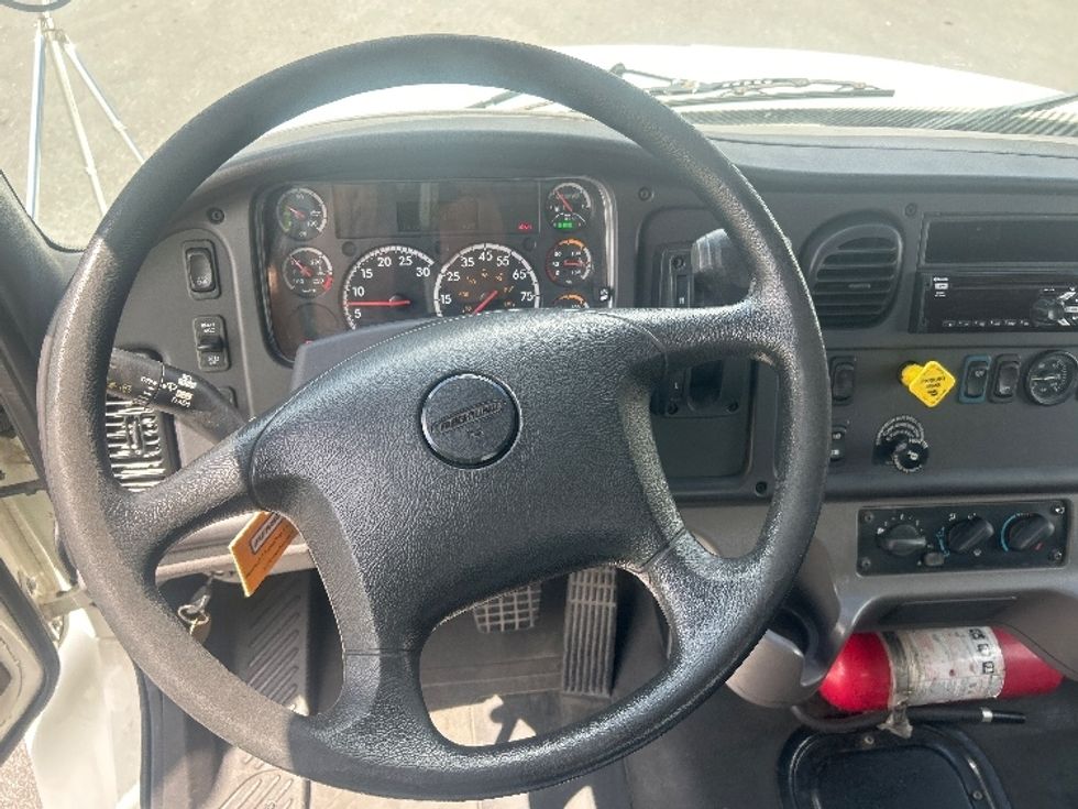 Flatbed Truck-Light and Medium Duty Trucks-Freightliner-2020-M2-Ocala-FL-60,055\n\t\tmiles-$ 64,750 - Image 16