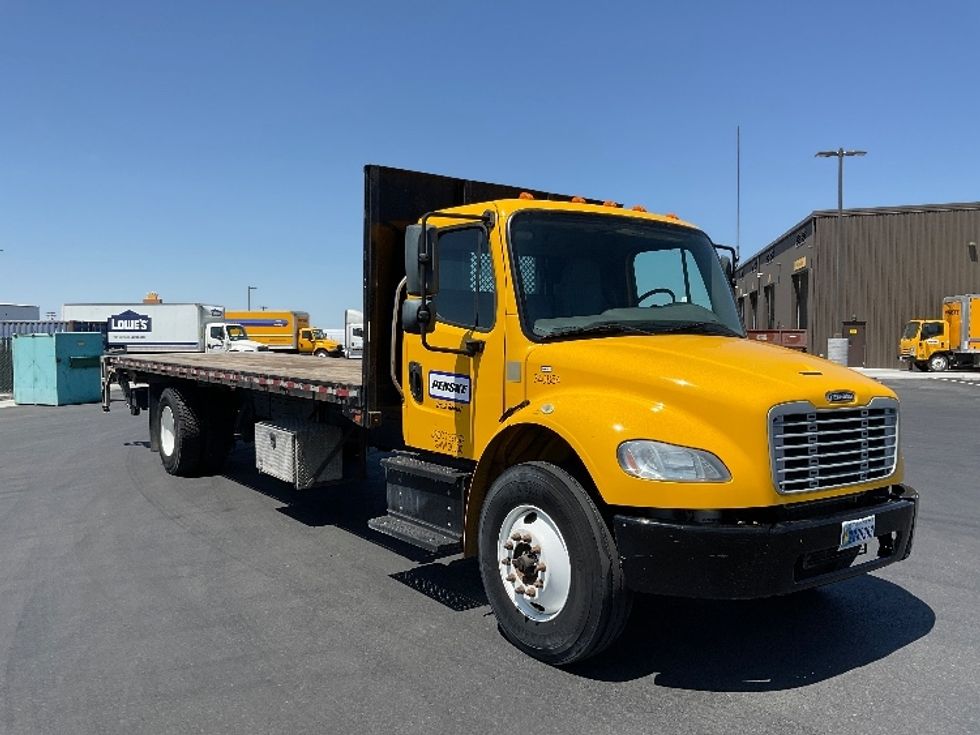 Flatbed Truck-Light and Medium Duty Trucks-Freightliner-2020-M2-Pasco-WA-97,131\n\t\tmiles-$ 56,000 - Image 1