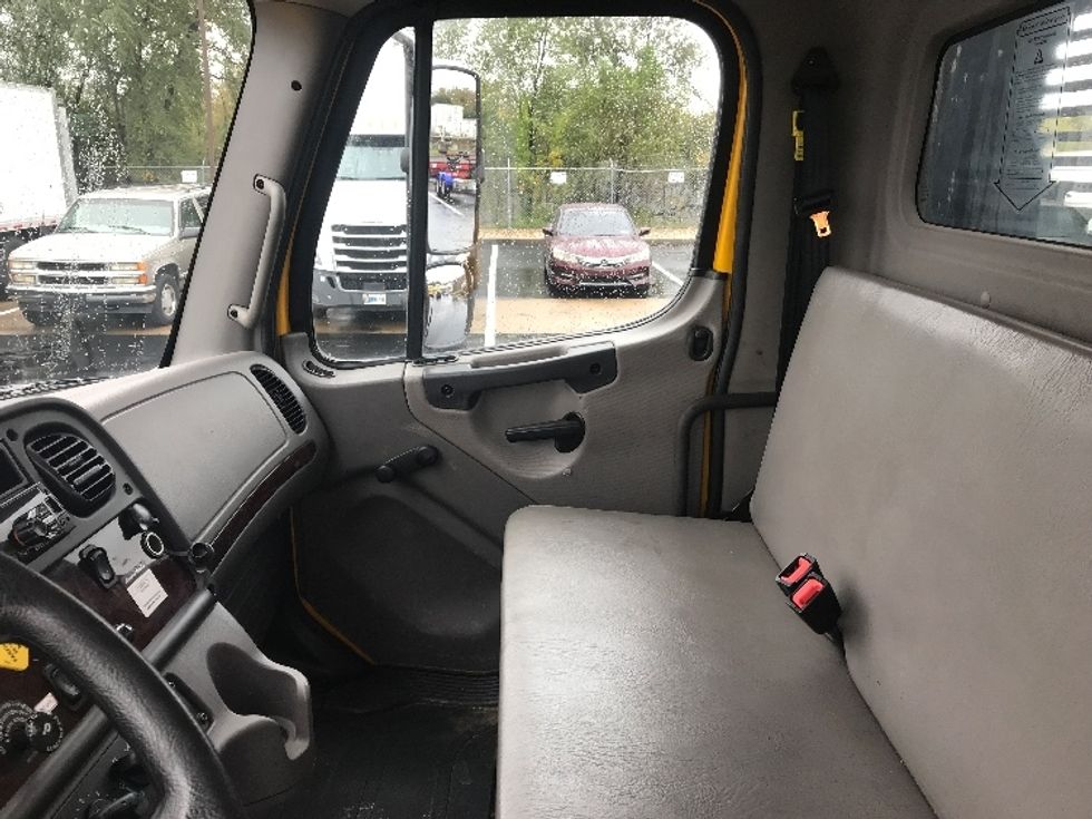 Flatbed Truck-Light and Medium Duty Trucks-Freightliner-2020-M2-Pennsauken-NJ-153,526\n\t\tmiles-$ 42,500 - Image 17