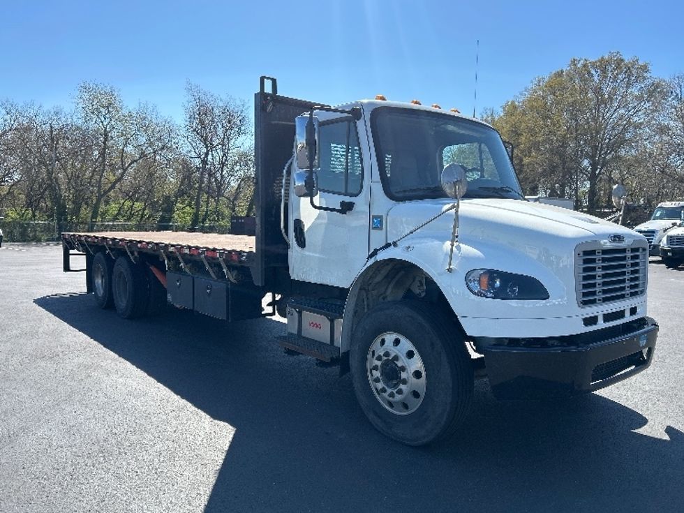 Flatbed Truck-Light and Medium Duty Trucks-Freightliner-2020-M2-Pennsauken-NJ-191,217\n\t\tmiles-$ 65,750 - Image 1