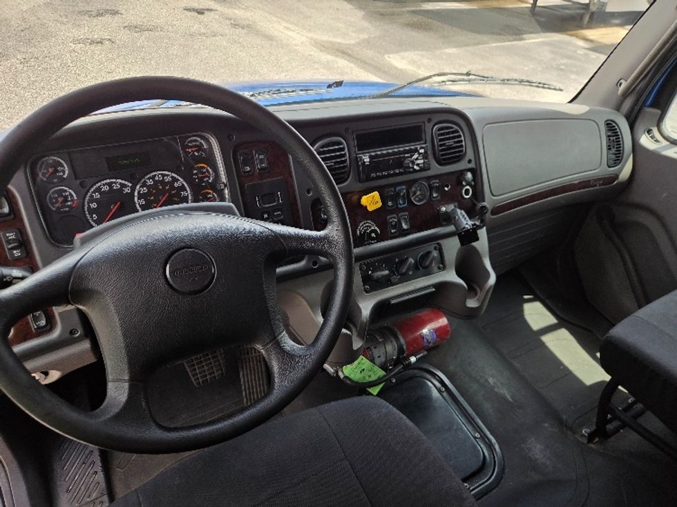 Flatbed Truck-Light and Medium Duty Trucks-Freightliner-2020-M2-Pensacola-FL-75,378\n\t\tmiles-$ 77,000 - Image 18