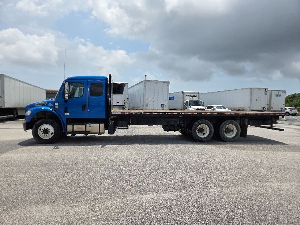 Flatbed Truck-Light and Medium Duty Trucks-Freightliner-2020-M2-Pensacola-FL-75,378\n\t\tmiles-$ 77,000 - Image 4