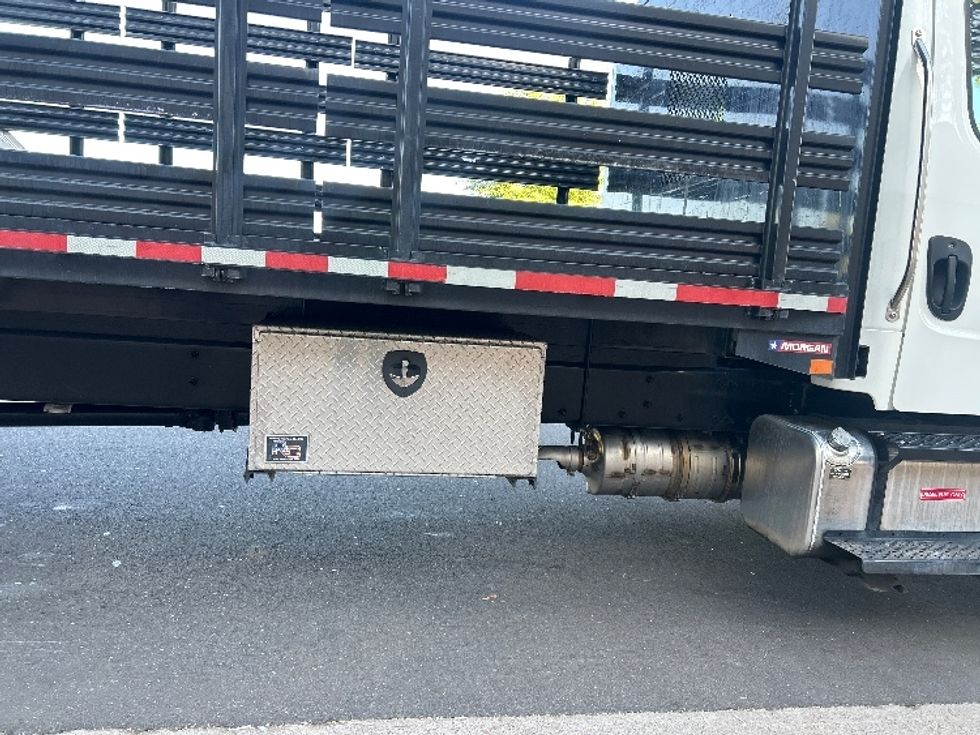 Flatbed Truck-Light and Medium Duty Trucks-Freightliner-2020-M2-Phoenix-AZ-107,000\n\t\tmiles-$ 64,250 - Image 14