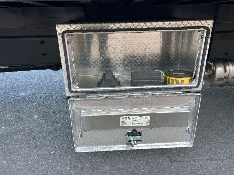 Flatbed Truck-Light and Medium Duty Trucks-Freightliner-2020-M2-Phoenix-AZ-107,000\n\t\tmiles-$ 64,250 - Image 25