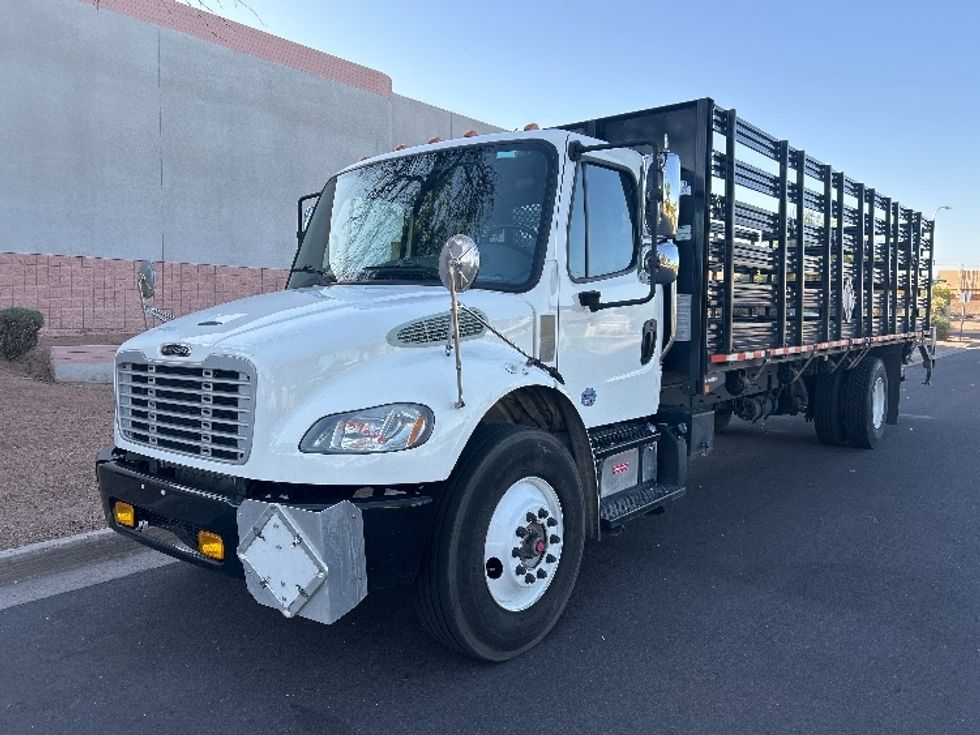 Flatbed Truck-Light and Medium Duty Trucks-Freightliner-2020-M2-Phoenix-AZ-107,000\n\t\tmiles-$ 64,250 - Image 3