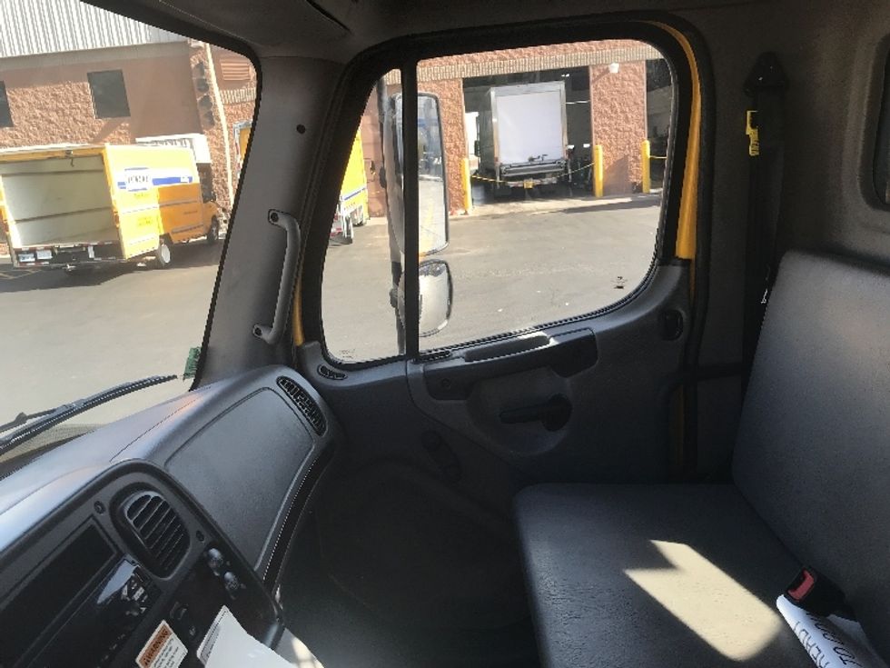 Flatbed Truck-Light and Medium Duty Trucks-Freightliner-2020-M2-Phoenix-AZ-115,281\n\t\tmiles-$ 54,500 - Image 19