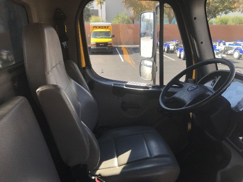 Flatbed Truck-Light and Medium Duty Trucks-Freightliner-2020-M2-Phoenix-AZ-115,281\n\t\tmiles-$ 54,500 - Image 22