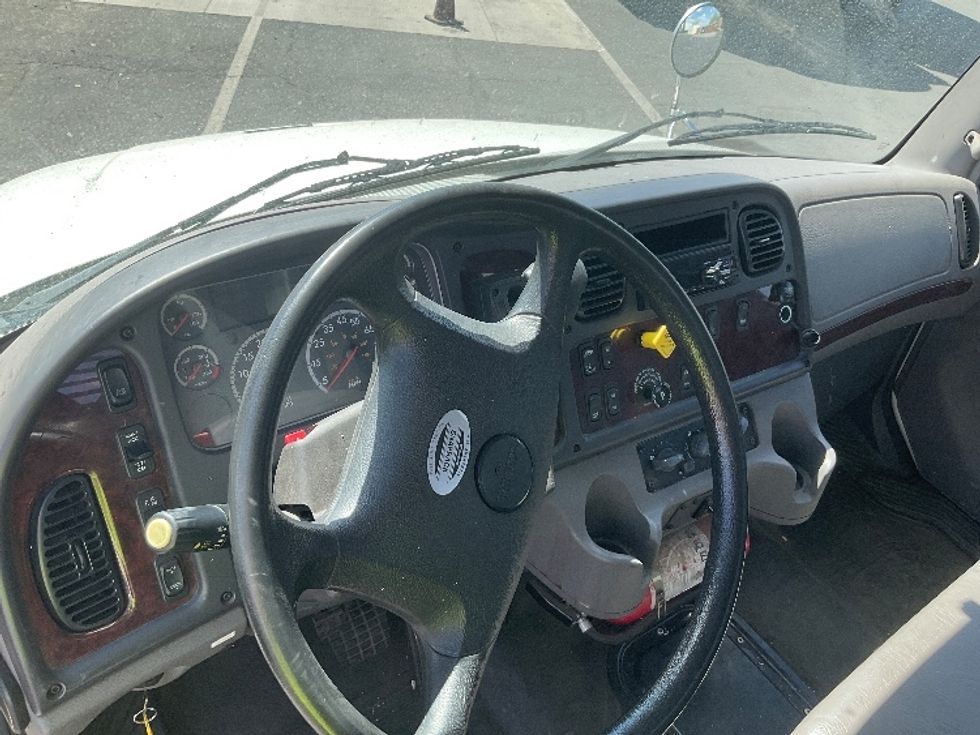 Flatbed Truck-Light and Medium Duty Trucks-Freightliner-2020-M2-Phoenix-AZ-147,803\n\t\tmiles-$ 51,250 - Image 18