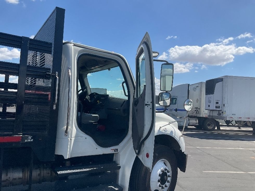 Flatbed Truck-Light and Medium Duty Trucks-Freightliner-2020-M2-Phoenix-AZ-147,803\n\t\tmiles-$ 51,250 - Image 20