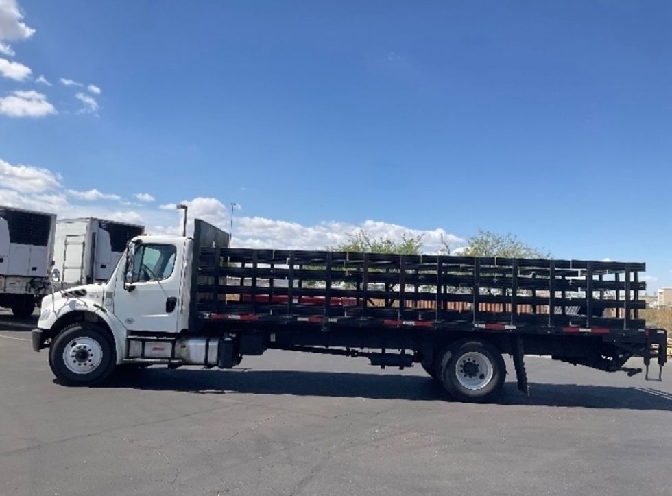 Flatbed Truck-Light and Medium Duty Trucks-Freightliner-2020-M2-Phoenix-AZ-147,803\n\t\tmiles-$ 51,250 - Image 4