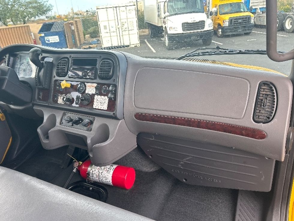 Flatbed Truck-Light and Medium Duty Trucks-Freightliner-2020-M2-Phoenix-AZ-75,040\n\t\tmiles-$ 56,750 - Image 21