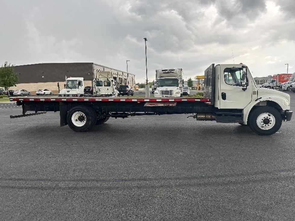 Flatbed Truck-Light and Medium Duty Trucks-Freightliner-2020-M2-Piqua-OH-107,417\n\t\tmiles-$ 56,750 - Image 4