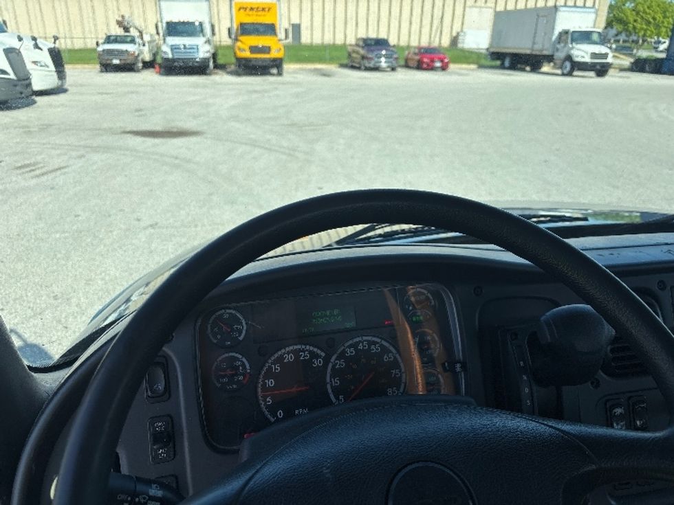 Flatbed Truck-Light and Medium Duty Trucks-Freightliner-2020-M2-Poplar Bluff-MO-336,453\n\t\tmiles-$ 22,500 - Image 13