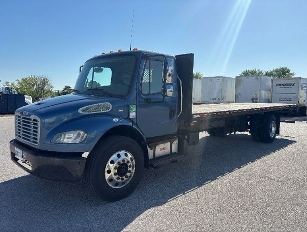 Flatbed Truck-Light and Medium Duty Trucks-Freightliner-2020-M2-Poplar Bluff-MO-336,453\n\t\tmiles-$ 22,500 - Image 3