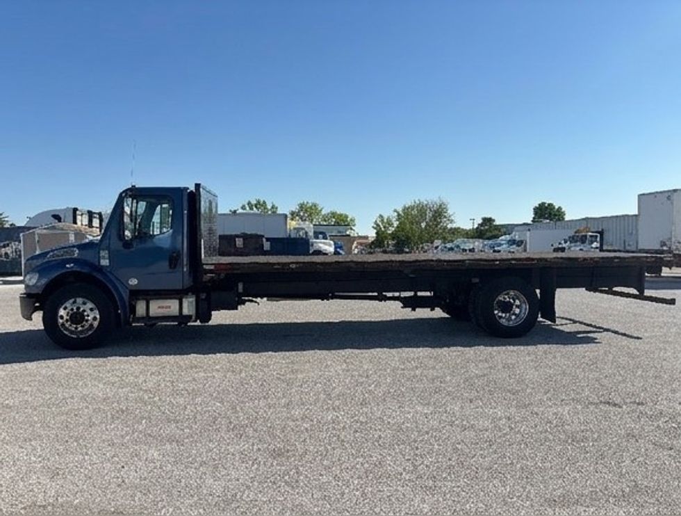 Flatbed Truck-Light and Medium Duty Trucks-Freightliner-2020-M2-Poplar Bluff-MO-336,453\n\t\tmiles-$ 22,500 - Image 4