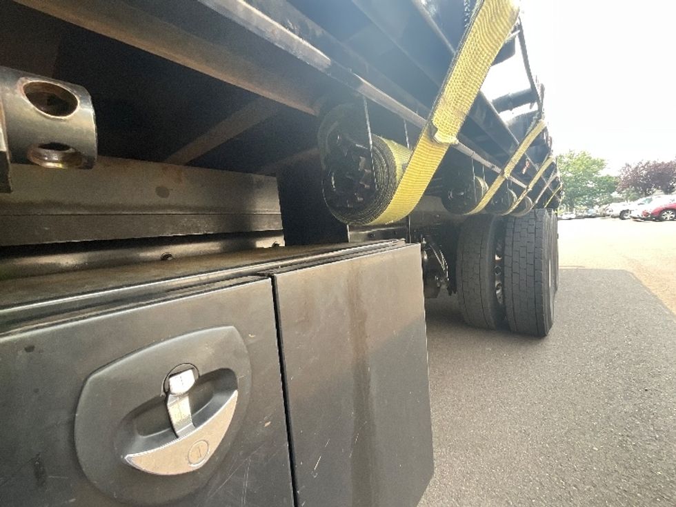 Flatbed Truck-Light and Medium Duty Trucks-Freightliner-2020-M2-Portland-OR-154,872\n\t\tmiles-$ 70,500 - Image 5