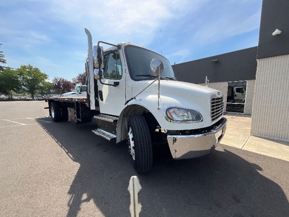 Flatbed Truck-Light and Medium Duty Trucks-Freightliner-2020-M2-Portland-OR-169,057\n\t\tmiles-$ 44,500 - Image 1