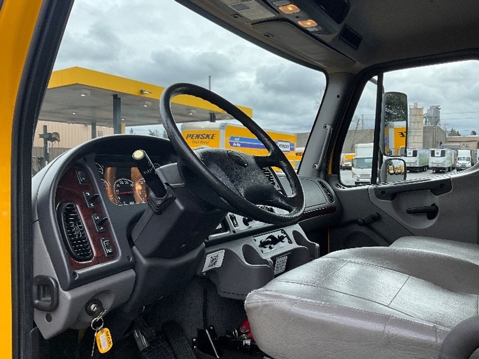 Flatbed Truck-Light and Medium Duty Trucks-Freightliner-2020-M2-Portland-OR-42,020\n\t\tmiles-$ 64,250 - Image 17