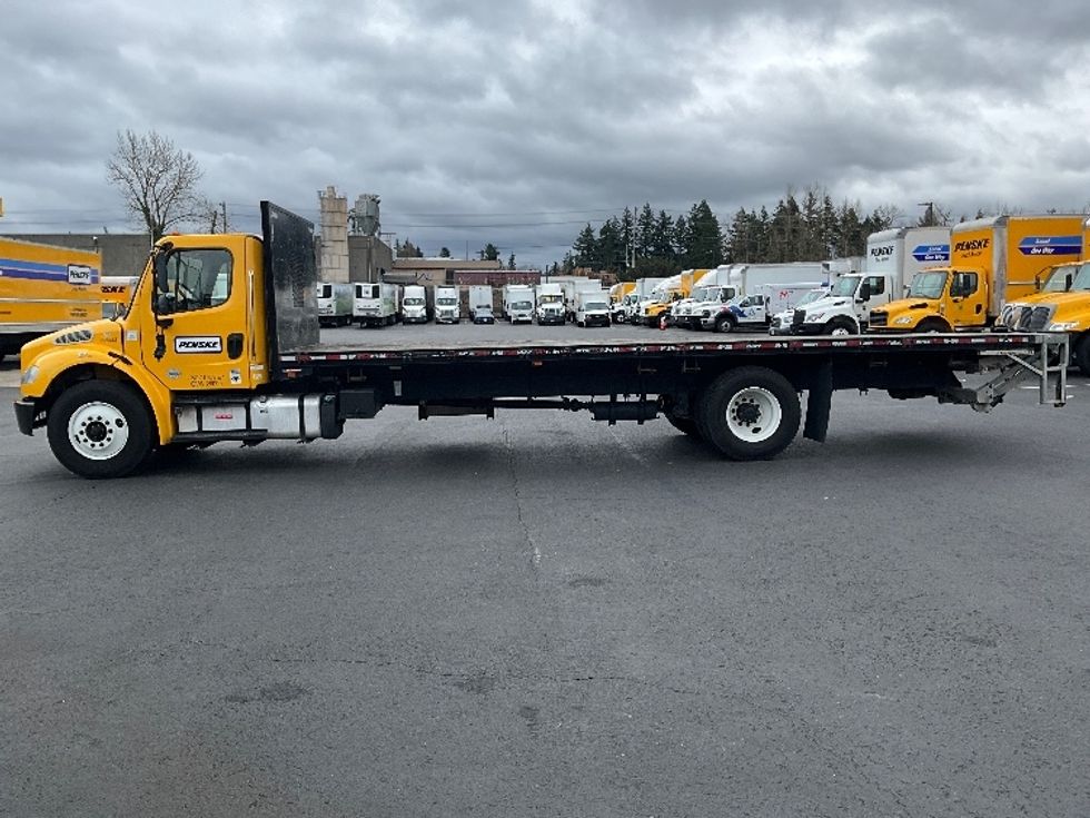 Flatbed Truck-Light and Medium Duty Trucks-Freightliner-2020-M2-Portland-OR-42,020\n\t\tmiles-$ 64,250 - Image 4