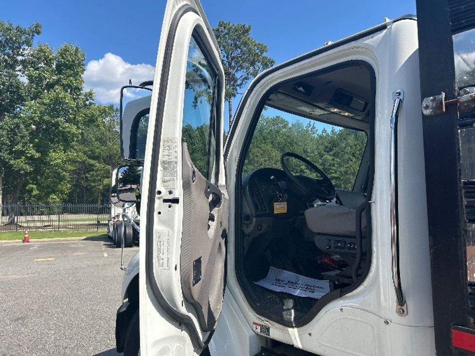 Flatbed Truck-Light and Medium Duty Trucks-Freightliner-2020-M2-Prince George-VA-163,450\n\t\tmiles-$ 56,500 - Image 14