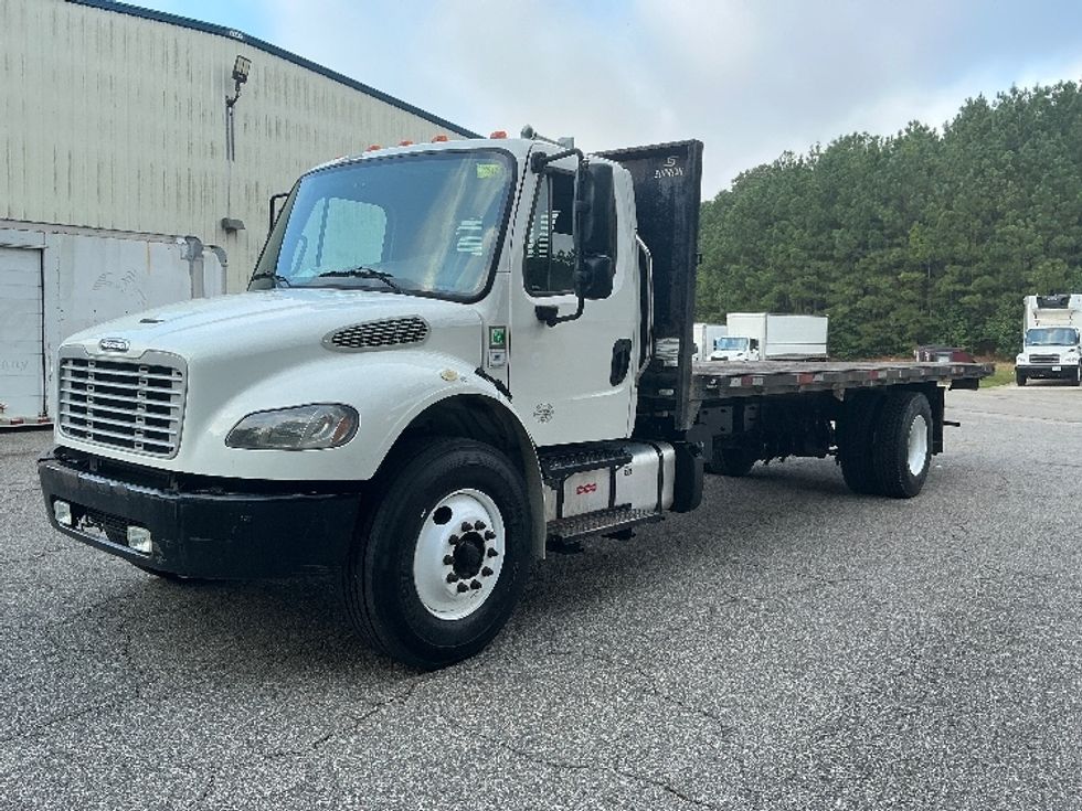 Flatbed Truck-Light and Medium Duty Trucks-Freightliner-2020-M2-Prince George-VA-188,890\n\t\tmiles-$ 40,000 - Image 3