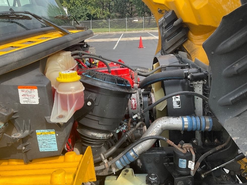 Flatbed Truck-Light and Medium Duty Trucks-Freightliner-2020-M2-Reading-PA-147,070\n\t\tmiles-$ 44,500 - Image 20