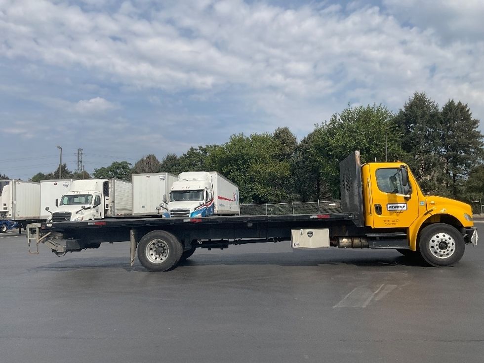 Flatbed Truck-Light and Medium Duty Trucks-Freightliner-2020-M2-Reading-PA-155,310\n\t\tmiles-$ 44,750 - Image 14