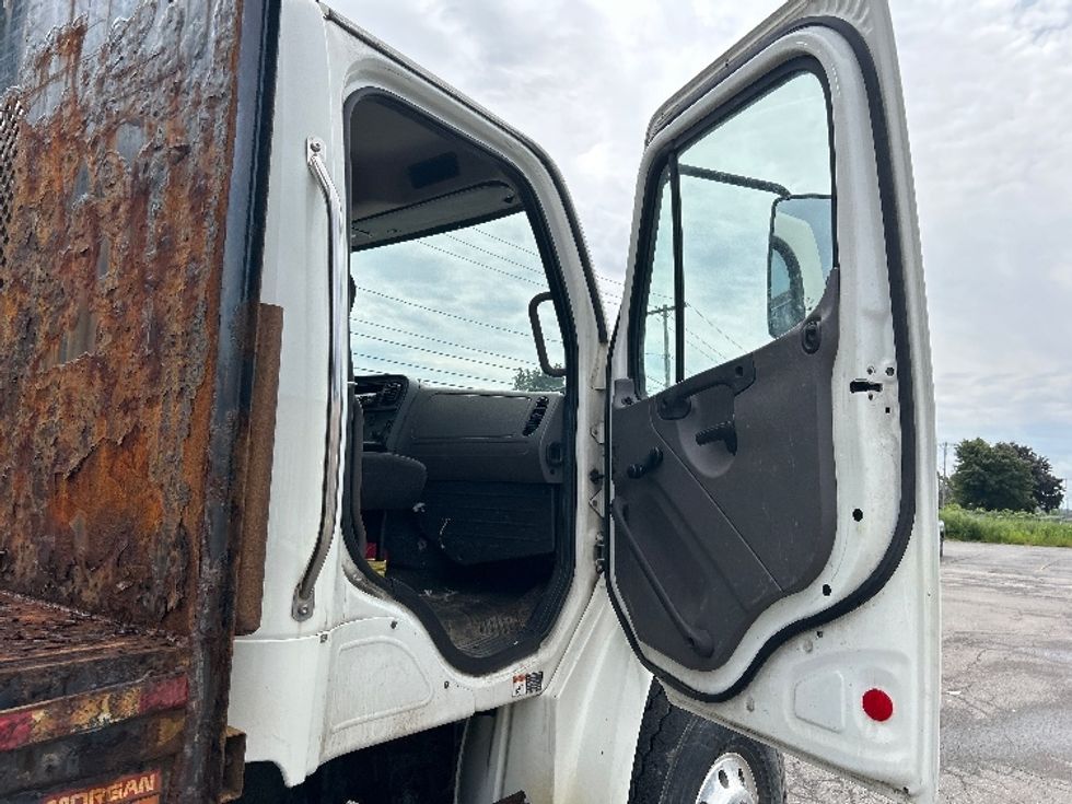 Flatbed Truck-Light and Medium Duty Trucks-Freightliner-2020-M2-Rochester-NY-120,974\n\t\tmiles-$ 74,500 - Image 20