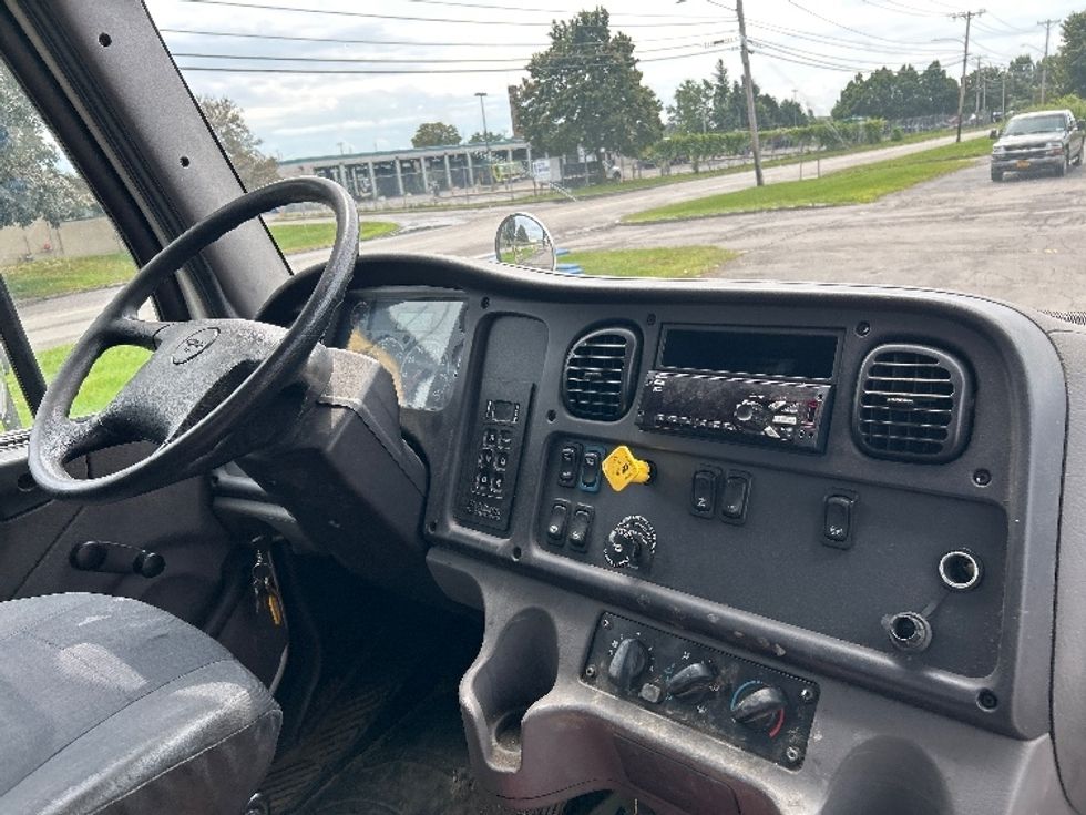 Flatbed Truck-Light and Medium Duty Trucks-Freightliner-2020-M2-Rochester-NY-120,974\n\t\tmiles-$ 74,500 - Image 22
