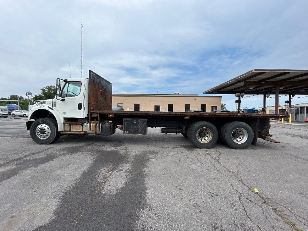 Flatbed Truck-Light and Medium Duty Trucks-Freightliner-2020-M2-Rochester-NY-120,974\n\t\tmiles-$ 74,500 - Image 4