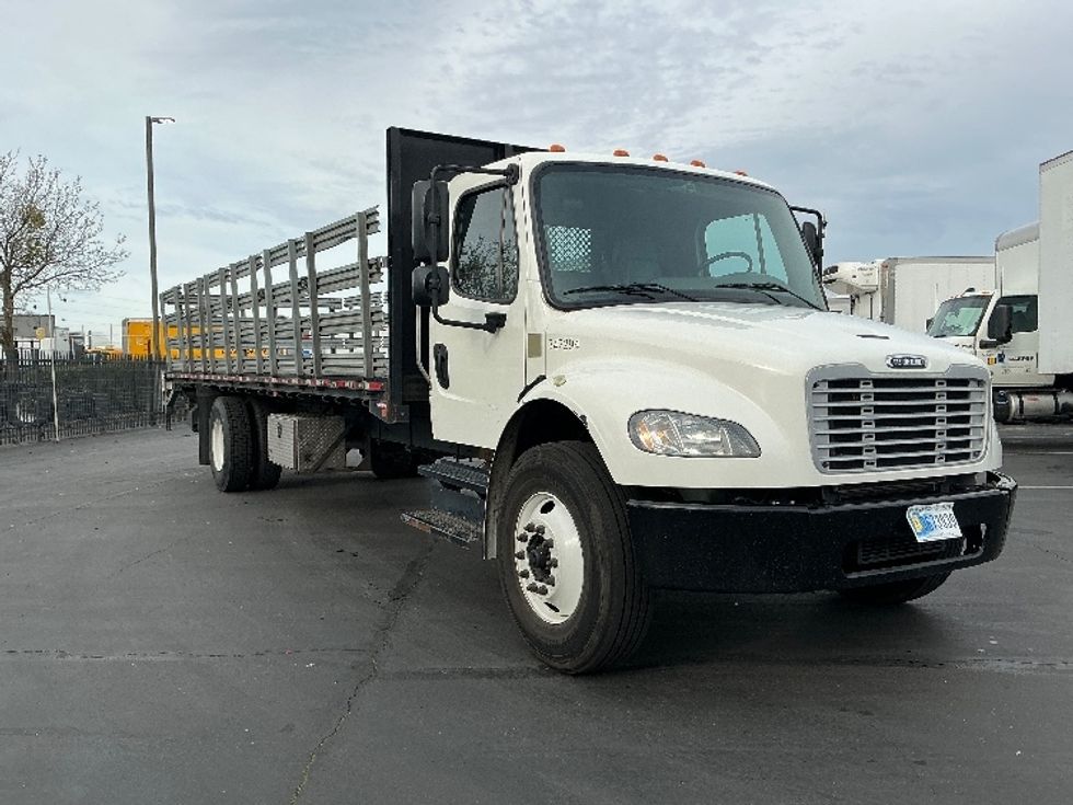 Flatbed Truck-Light and Medium Duty Trucks-Freightliner-2020-M2-Sacramento-CA-138,961\n\t\tmiles-$ 46,750 - Image 1