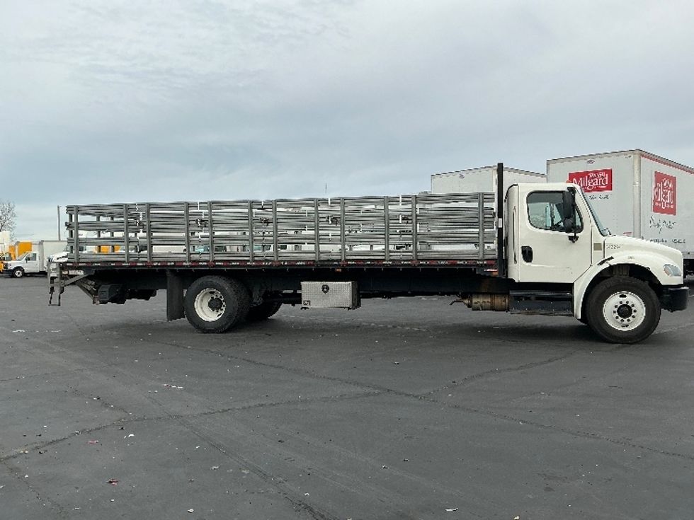 Flatbed Truck-Light and Medium Duty Trucks-Freightliner-2020-M2-Sacramento-CA-138,961\n\t\tmiles-$ 46,750 - Image 14