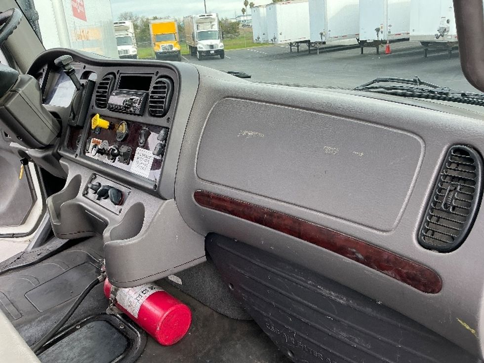 Flatbed Truck-Light and Medium Duty Trucks-Freightliner-2020-M2-Sacramento-CA-138,961\n\t\tmiles-$ 46,750 - Image 21