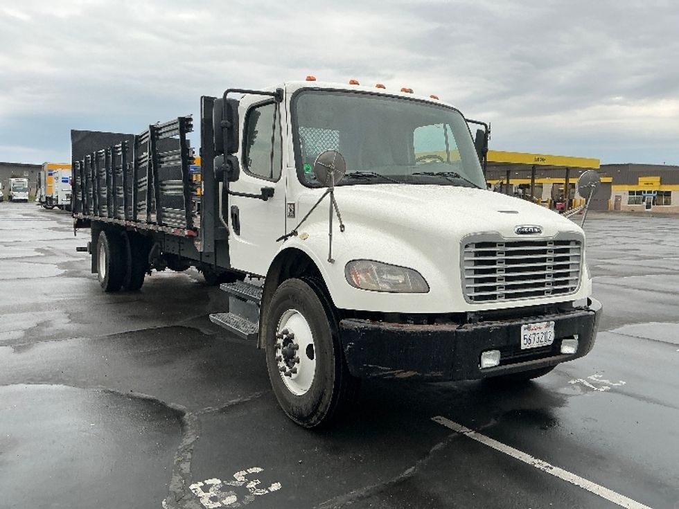 Flatbed Truck-Light and Medium Duty Trucks-Freightliner-2020-M2-Sacramento-CA-243,725\n\t\tmiles-$ 40,750 - Image 1