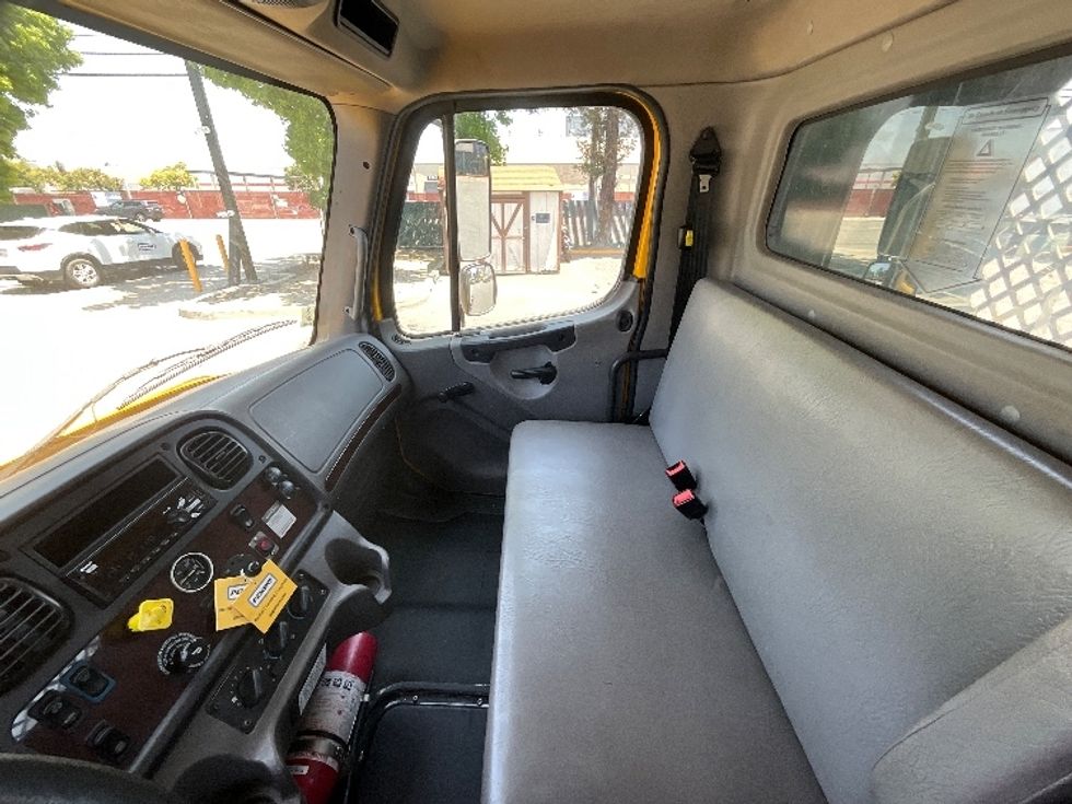 Flatbed Truck-Light and Medium Duty Trucks-Freightliner-2020-M2-San Leandro-CA-105,131\n\t\tmiles-$ 54,250 - Image 19