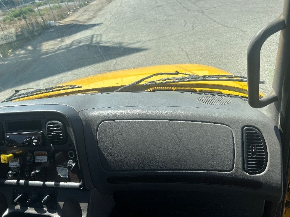 Flatbed Truck-Light and Medium Duty Trucks-Freightliner-2020-M2-Santa Ana-CA-134,862\n\t\tmiles-$ 55,000 - Image 18
