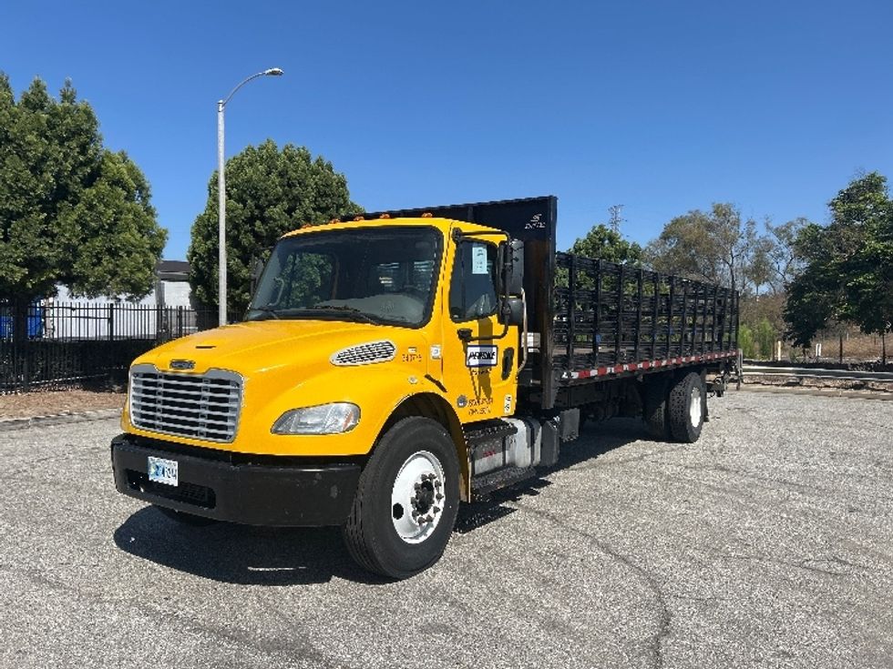 Flatbed Truck-Light and Medium Duty Trucks-Freightliner-2020-M2-Santa Ana-CA-134,862\n\t\tmiles-$ 55,000 - Image 3
