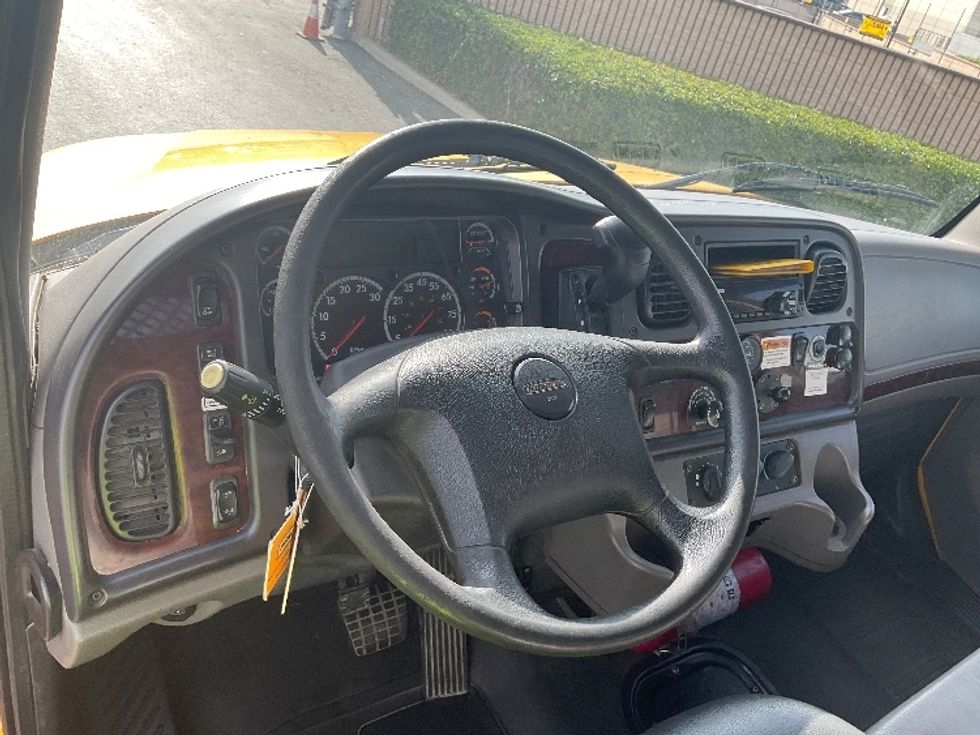 Flatbed Truck-Light and Medium Duty Trucks-Freightliner-2020-M2-Santa Ana-CA-142,981\n\t\tmiles-$ 53,250 - Image 13