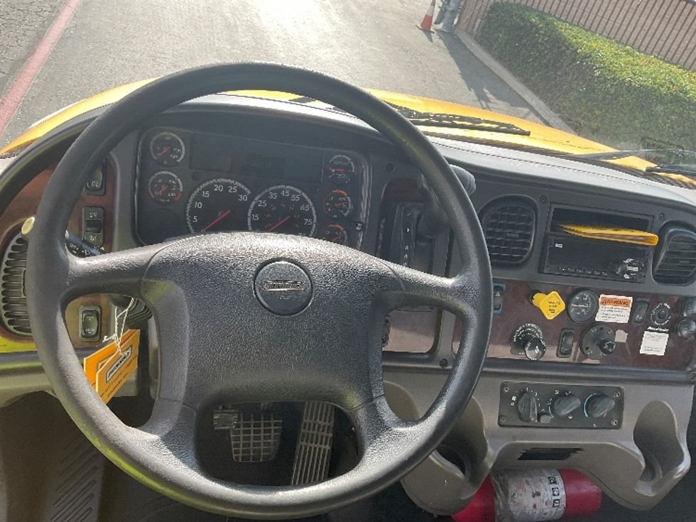 Flatbed Truck-Light and Medium Duty Trucks-Freightliner-2020-M2-Santa Ana-CA-142,981\n\t\tmiles-$ 53,250 - Image 14