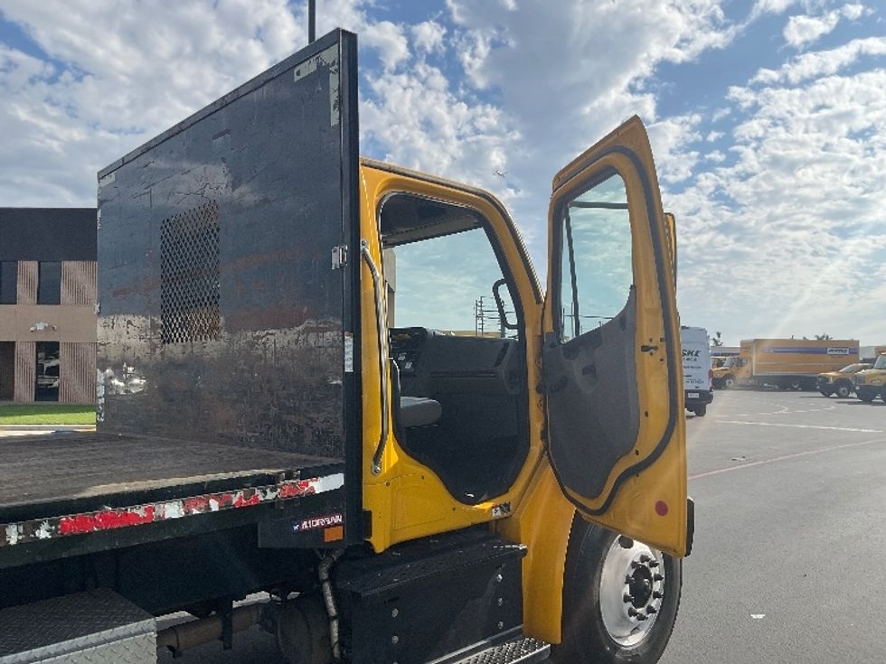 Flatbed Truck-Light and Medium Duty Trucks-Freightliner-2020-M2-Santa Ana-CA-142,981\n\t\tmiles-$ 53,250 - Image 16