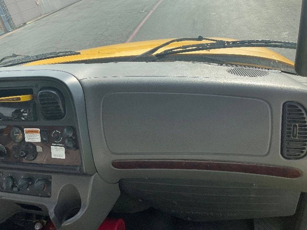 Flatbed Truck-Light and Medium Duty Trucks-Freightliner-2020-M2-Santa Ana-CA-142,981\n\t\tmiles-$ 53,250 - Image 17