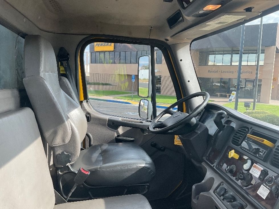 Flatbed Truck-Light and Medium Duty Trucks-Freightliner-2020-M2-Santa Ana-CA-142,981\n\t\tmiles-$ 53,250 - Image 18