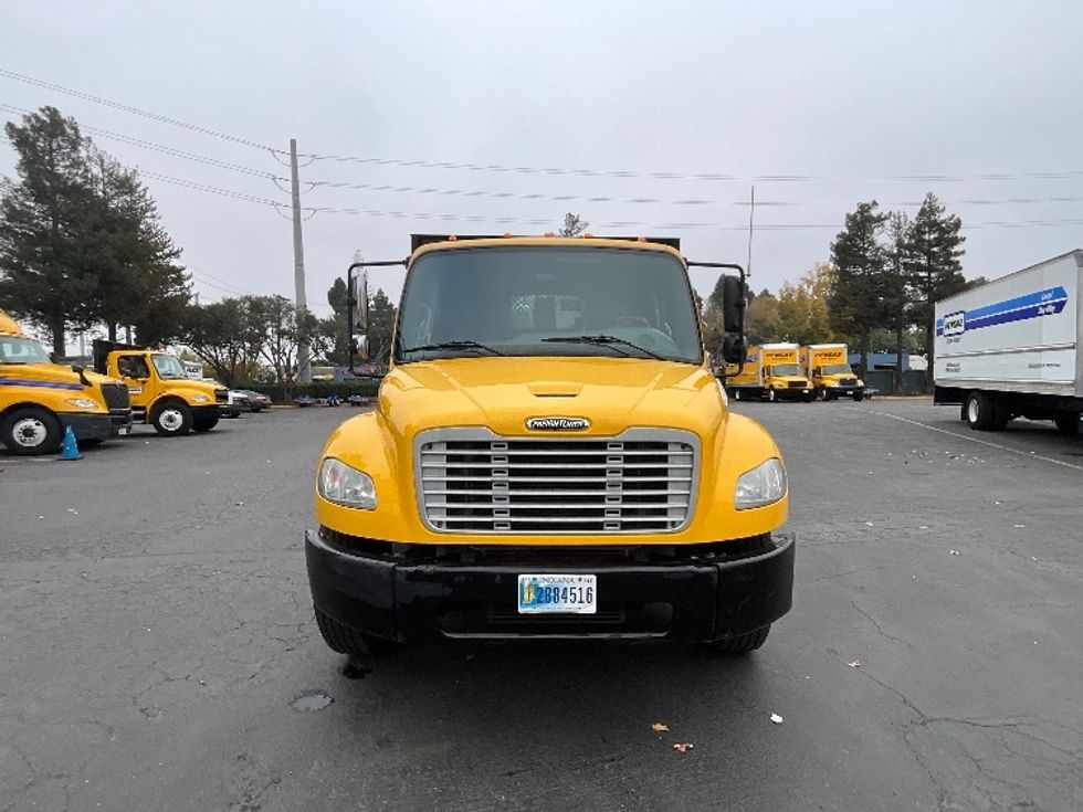 Flatbed Truck-Light and Medium Duty Trucks-Freightliner-2020-M2-Santa Clara-CA-96,314\n\t\tmiles-$ 61,000 - Image 2